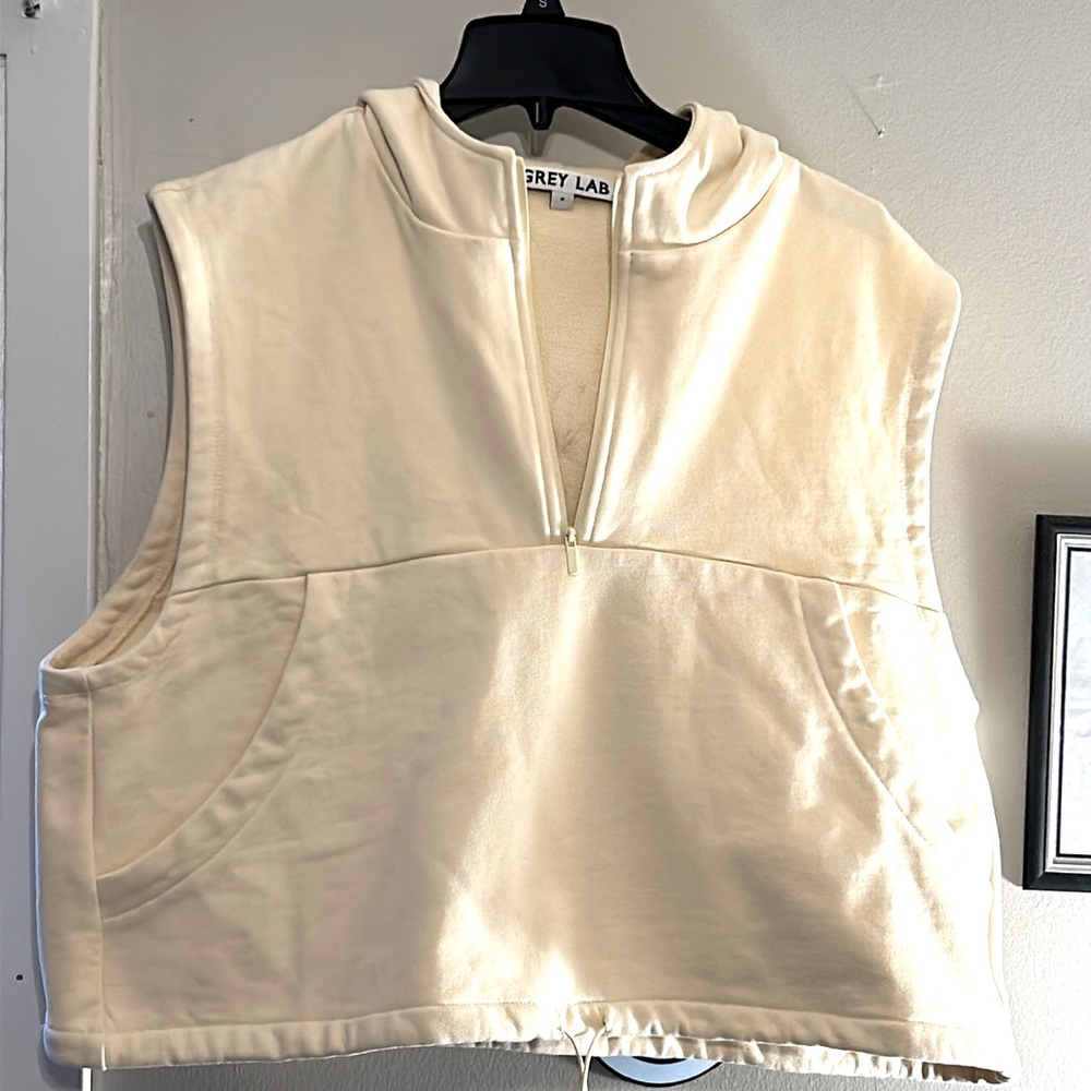 NWOT GRAY LAB Quarter zip sleeveless hoodie vest